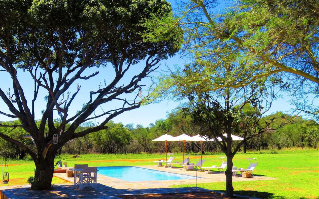 Zebras Crossing Lodge