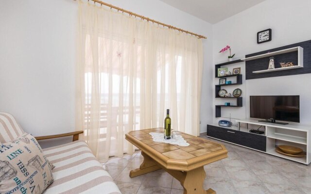 Beautiful Apartment In Lukovo Sugarje With 2 Bedrooms