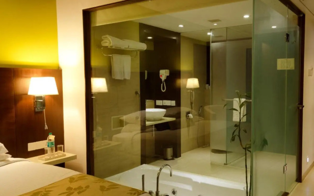 Ramee Grand Hotel and Spa, Pune