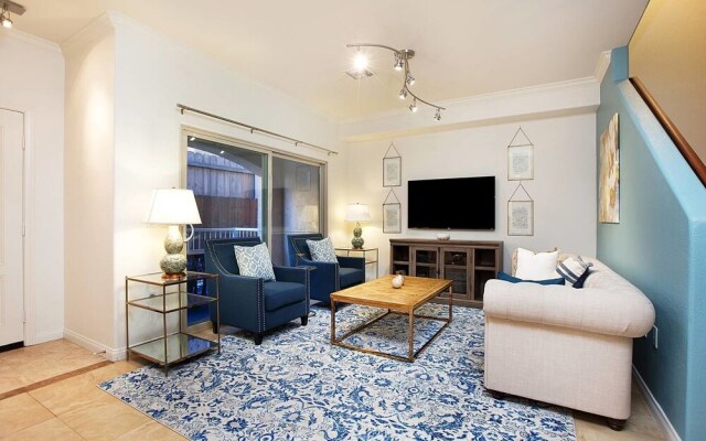 Scenic 4br/3.5ba in PB by Domio