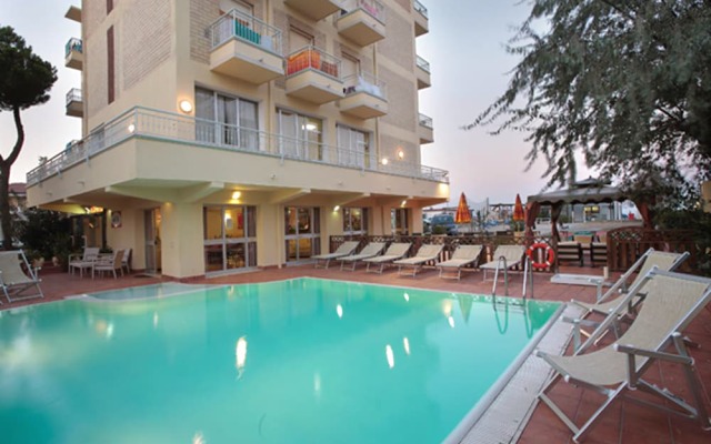 Hotel David