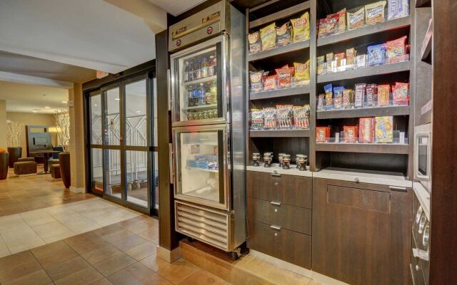 Courtyard by Marriott Lafayette Airport