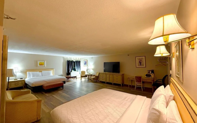 Presque Isle Inn & Convention Center