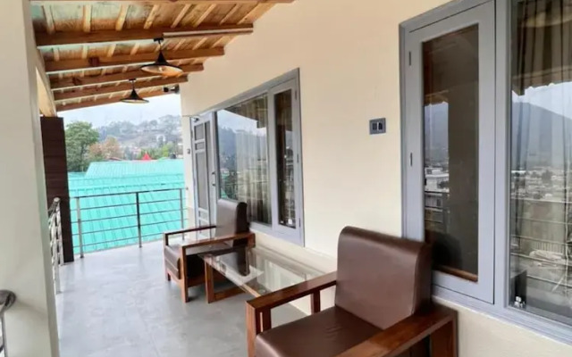 Goroomgo Anant Vilas Resort Bhimtal