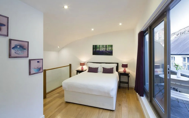 Q Home - Paddington One