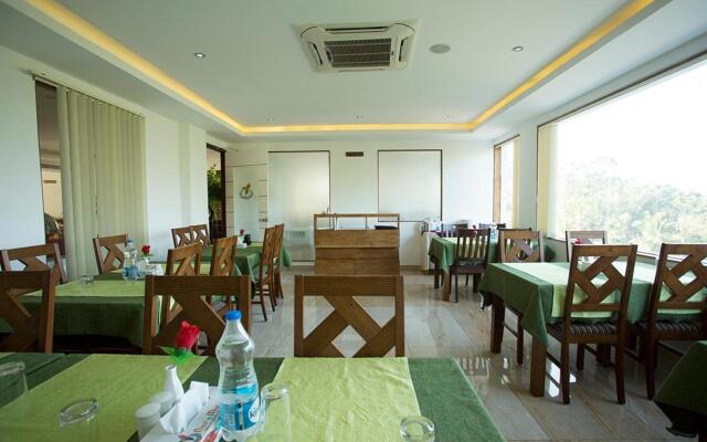 Hotel Nest 'N Mist