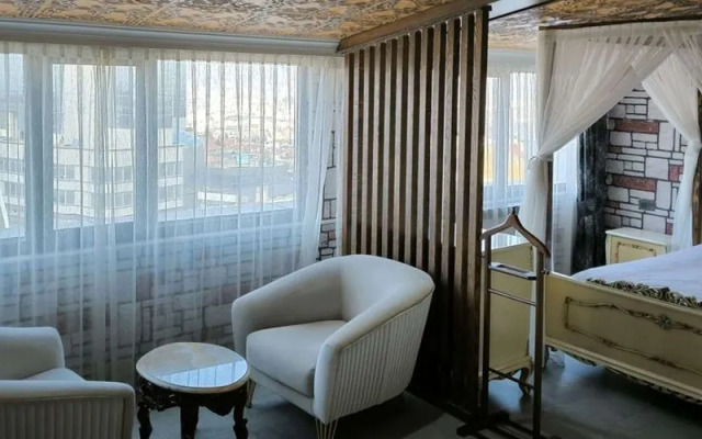 RZA Business Hotel