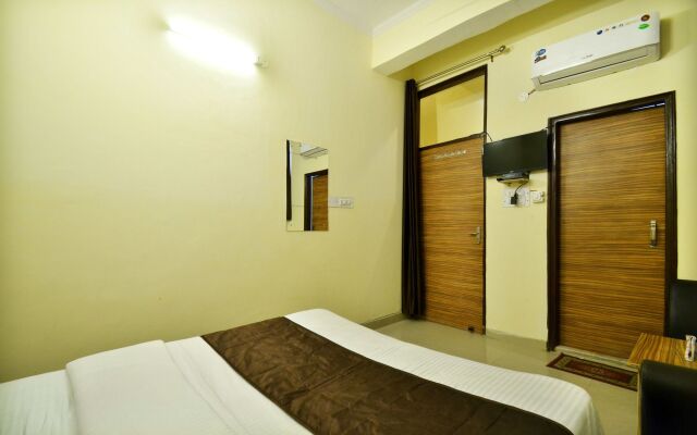 OYO 8424 Hotel Sunflower