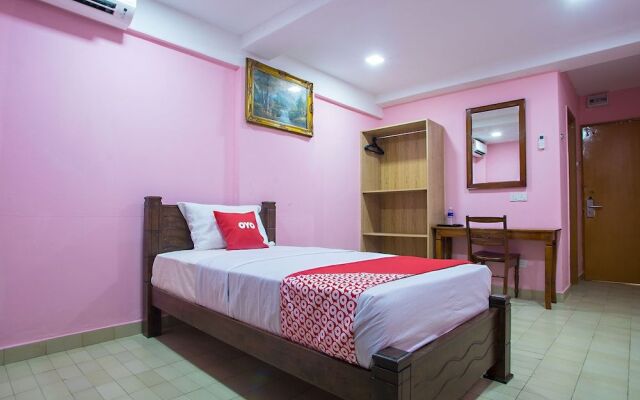 OYO 44015 Mk Inn Hotel