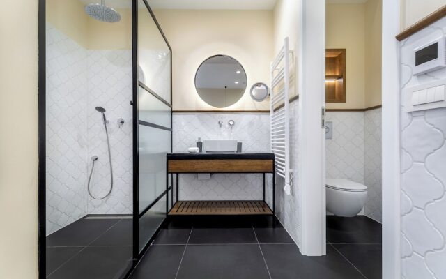 Budapest Eye Boutique Suites by BQA