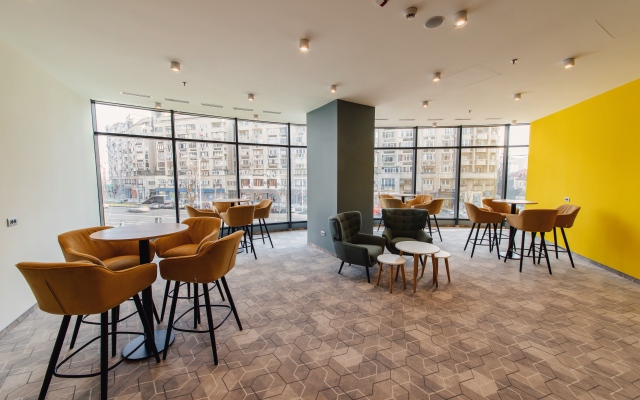 Holiday Inn Bucharest - Times