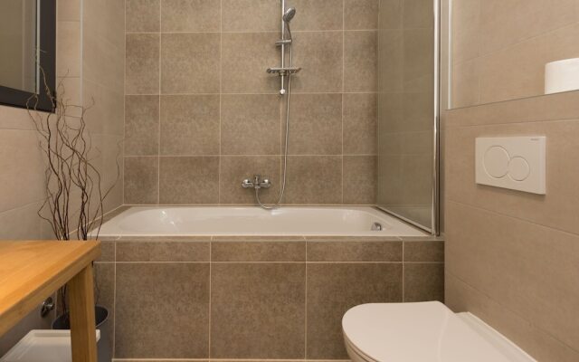 Boutique Chalet in Baške Oštarije With Garden