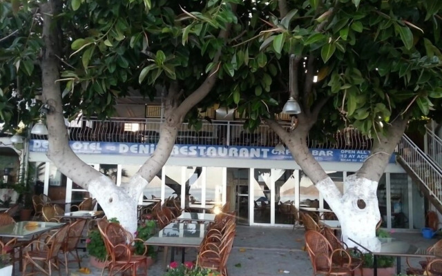 Deniz Hotel