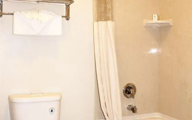 Irvine Suites Hotel