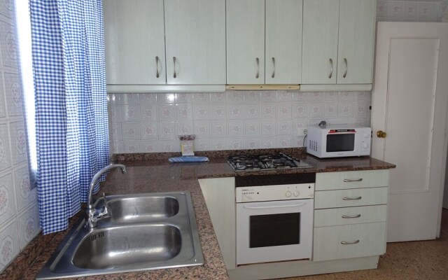 Apartamento Infante A - 13º -  1ª (Sólo Familias)