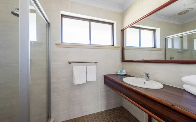 Bomaderry Motor Inn