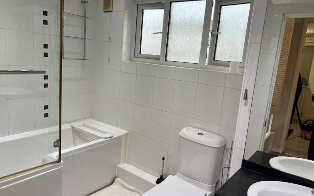 Remarkable 3 Bed House in Basildon