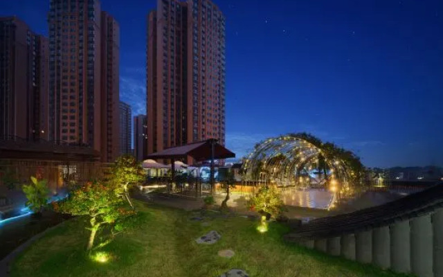 Leshan Lizhuang Bieyuan