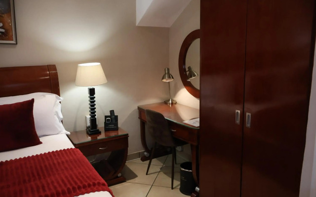 Lakeview Boutique Hotel & Conference Center