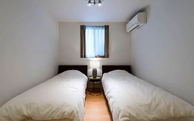 Shibuya Apartment TW7