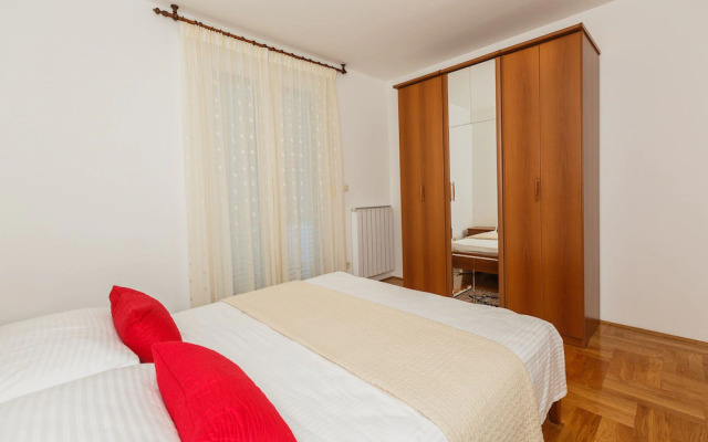 Apartments Zenta