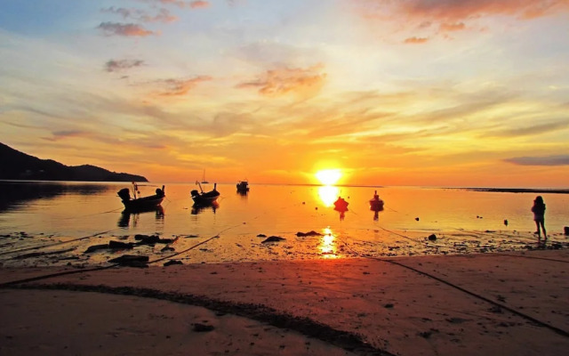 Dwell Phuket Airport