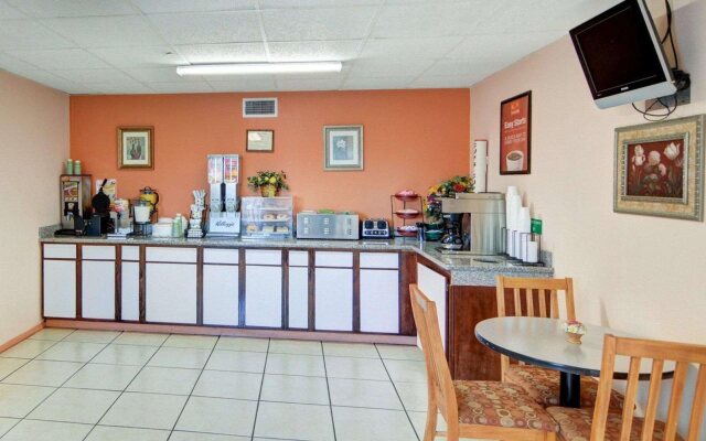 Econo Lodge Marshall