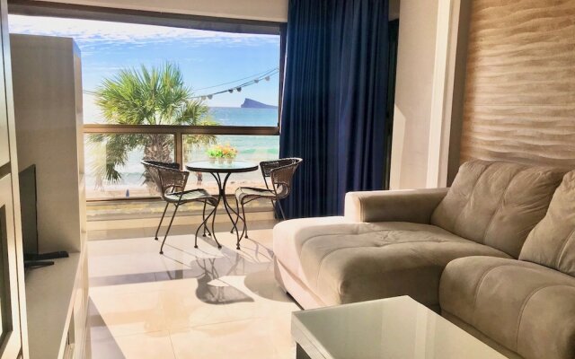 Levante Seafront Beach Apartment