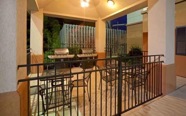 Candlewood Suites LONGVIEW by IHG