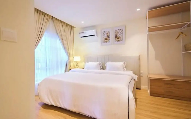Stone House Apartment