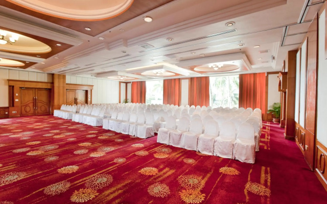 Dorsett Grand Labuan