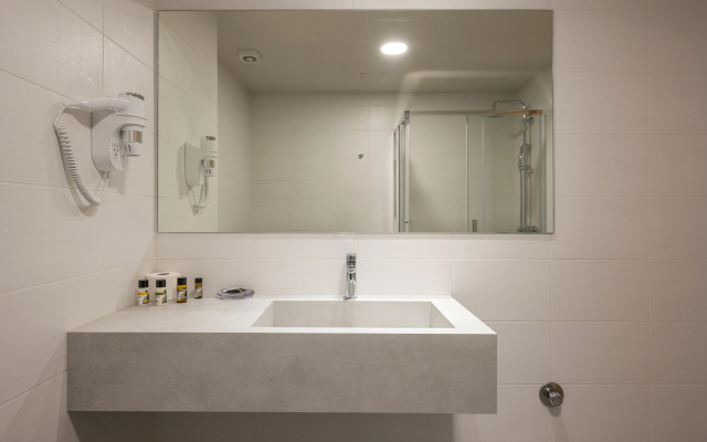 Trianon Luxury Apartments & Suites