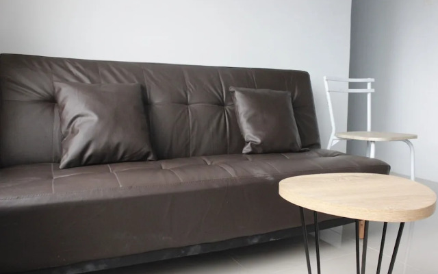 Quite 2BR Apartment at The Jarrdin Cihampelas