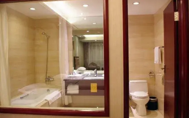 Glory Grand Hotel