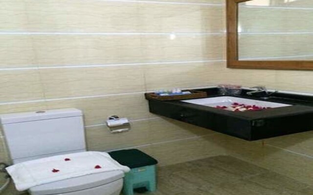 Grand Ngwe Saung Resort