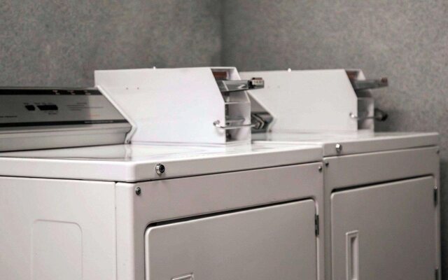 Comfort Inn International Dr.