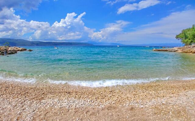 Lurda in Linardići with 4 bedrooms and 2 bathrooms