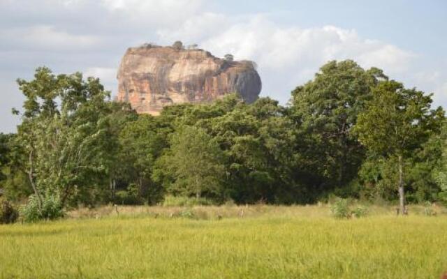 Sigiriya Paradise Inn Guest House