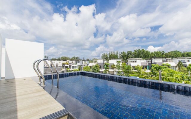 4 Bdr Villa with Cinema in Laguna 800m to Beach