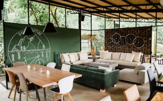 Biking & Adventure Hotel By La Palma Y El Tucan