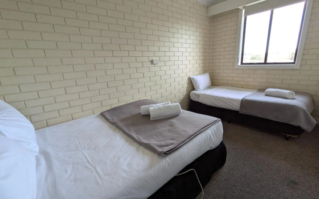 Swiss Motel – Guest Rooms – Cooma