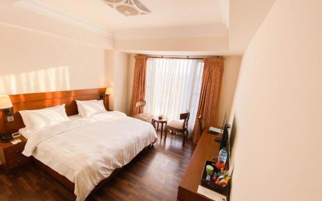 Esquire Hotel Apartments