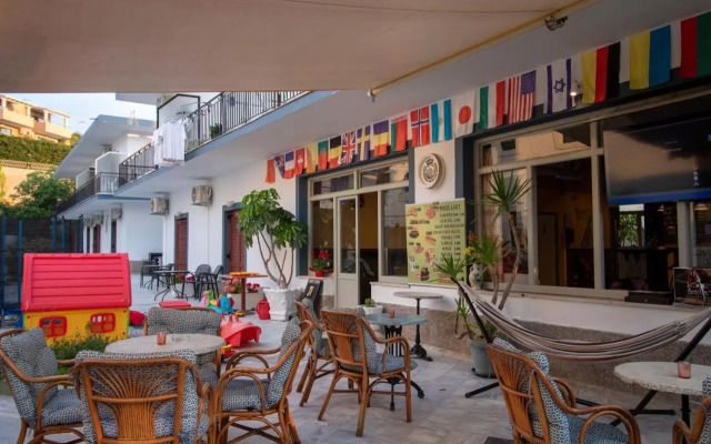 Harry's Bar & Apartments 1