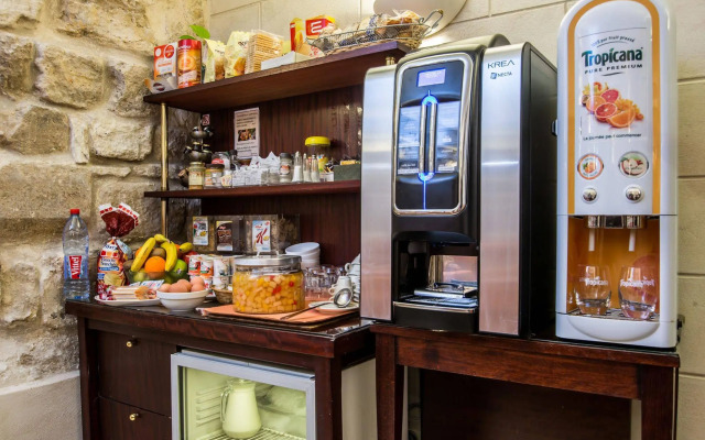 Austin's Arts et Métiers Hôtel