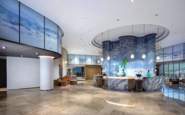 Holiday Inn  and Suites Sanya Yalong Bay by IHG