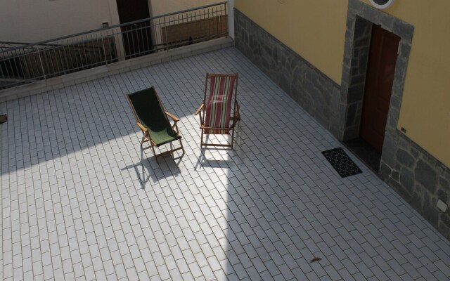 Amalfi Coast Incoming