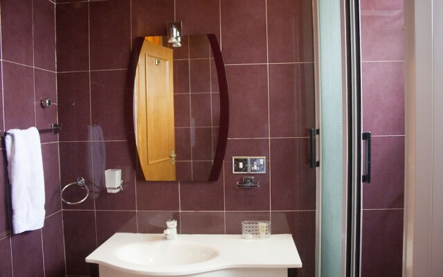 Palisades Guest House