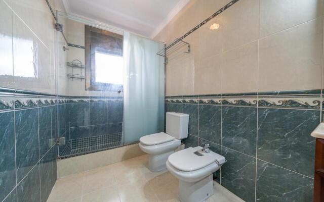 HomeHolidaysRentals Arenal - Costa Barcelona