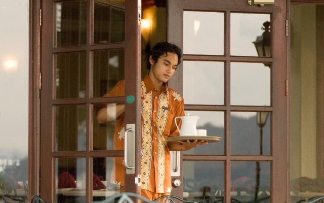 Lake Kenyir Resort & Spa