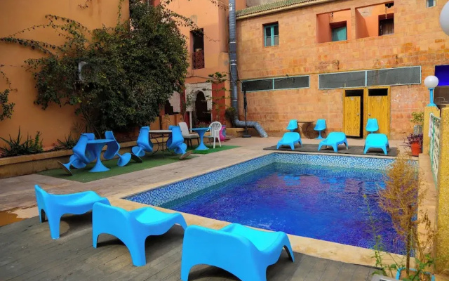 Hotel Tazi-Traditional Riad
